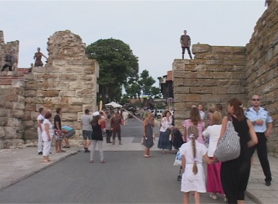 nesebar-porti1.jpg